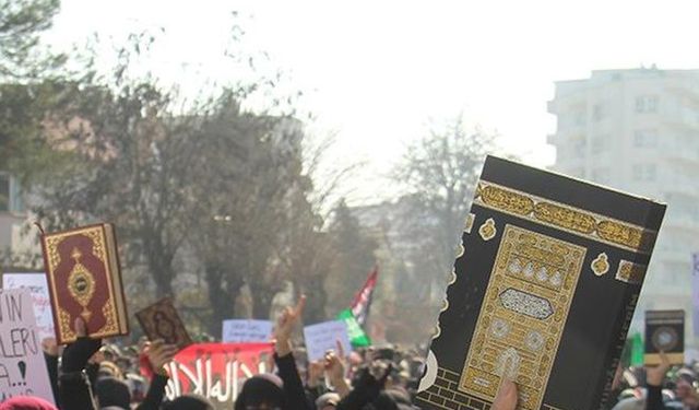 Batı dünyasında Kur’an’a saldırılar sürüyor!