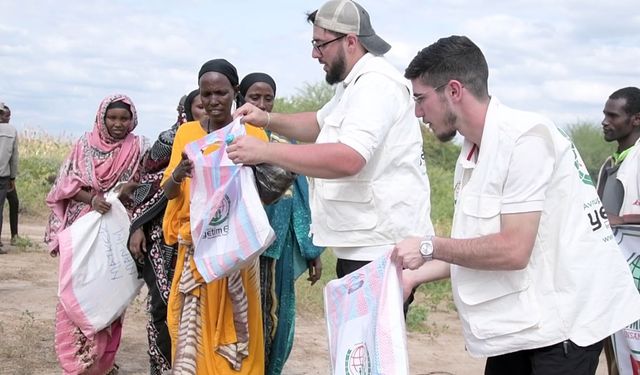 Kardeş yardım kuruluşları Kenya'da mazlumların umudu oldu