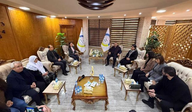 DEM Parti ve DBP Heyeti Rojava’ya Ulaştı