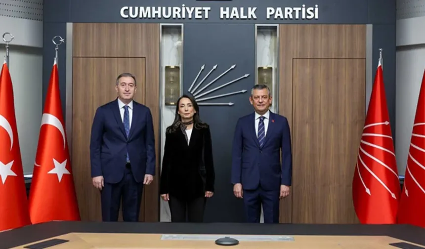 Dem Parti heyeti ile görüşen Özel'den Suriye Mesajı: “Tüm Halkların Hakları...