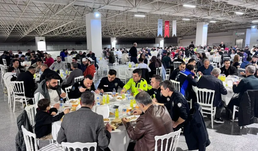 Diyarbakır Havalimanı’nda İftar Programı Düzenlendi