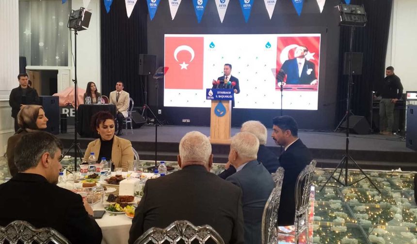 Ali Babacan Diyarbakır’da Halepçe’yi Andı, Çözüm Süreci Çağrısı Yaptı